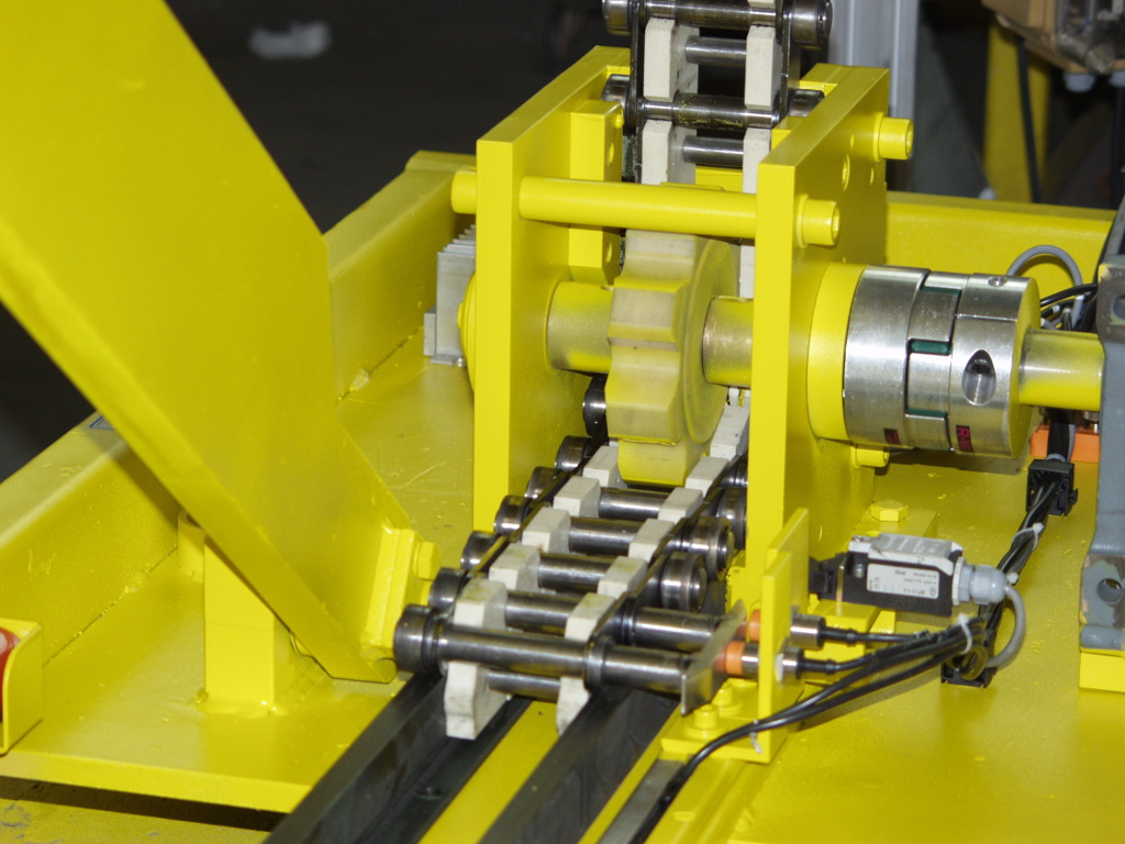 Expanded view of chain and drive mechanism